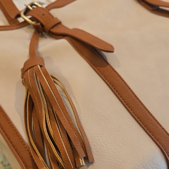 Ecosusi Elegant Creame and Tan Tote Bag - Picture 14 of 14